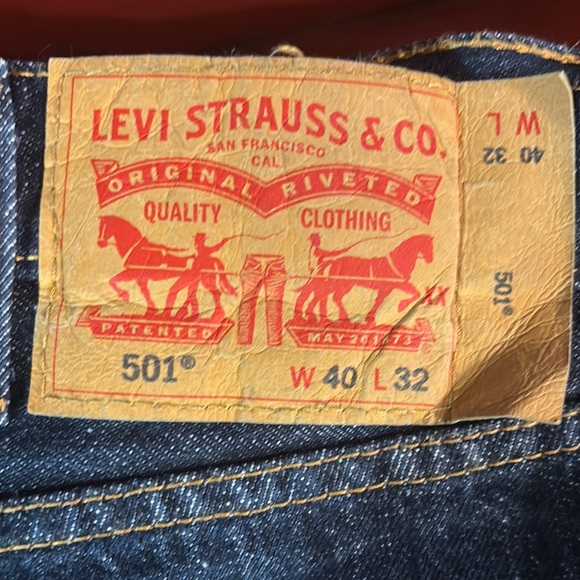 Levi's Men's 501 Blue Jeans - Picture 4 of 6